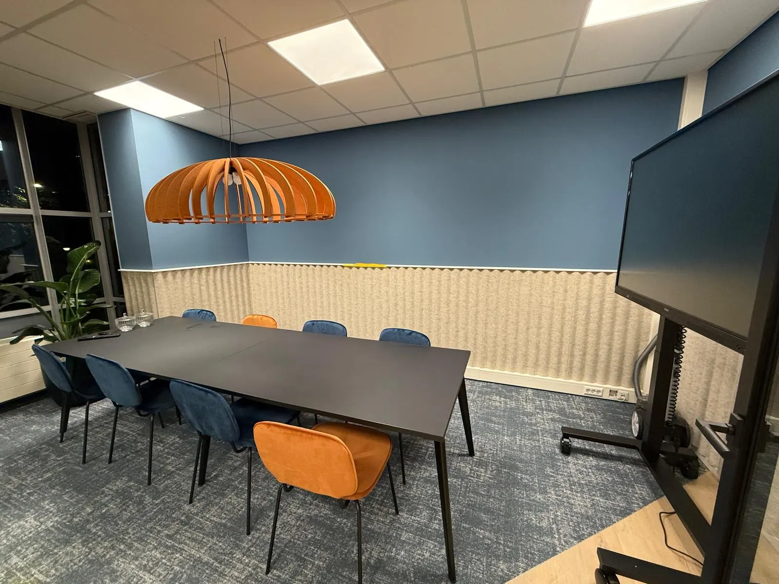 Compleet vernieuwde werkomgeving — Ridderkerk